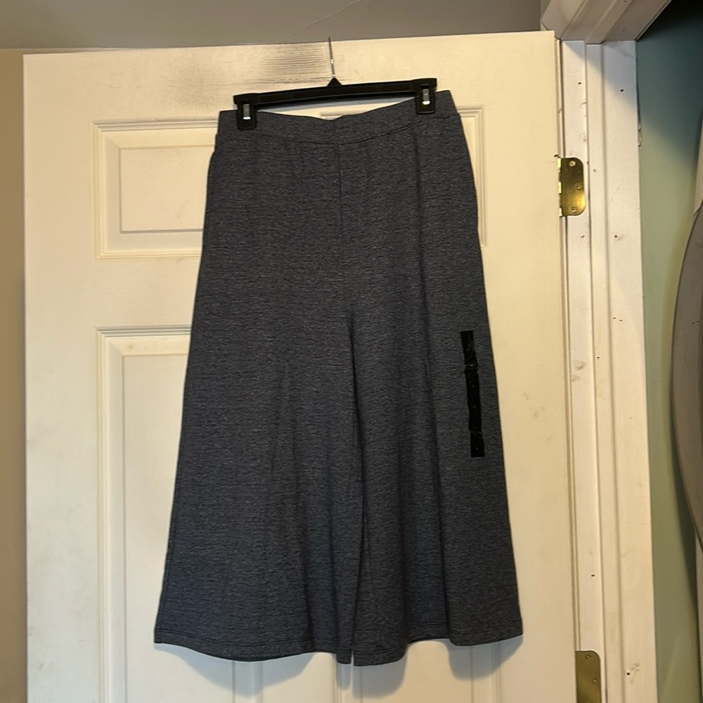 Banana Republic Gray Gaucho Capri Wide Leg Pants Size Small